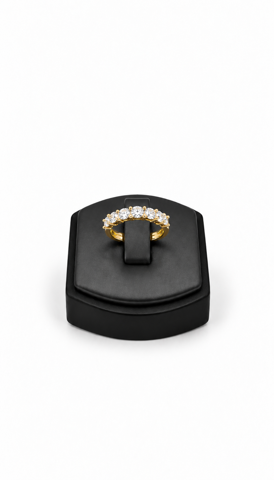 14K+LAB DIAMOND RING