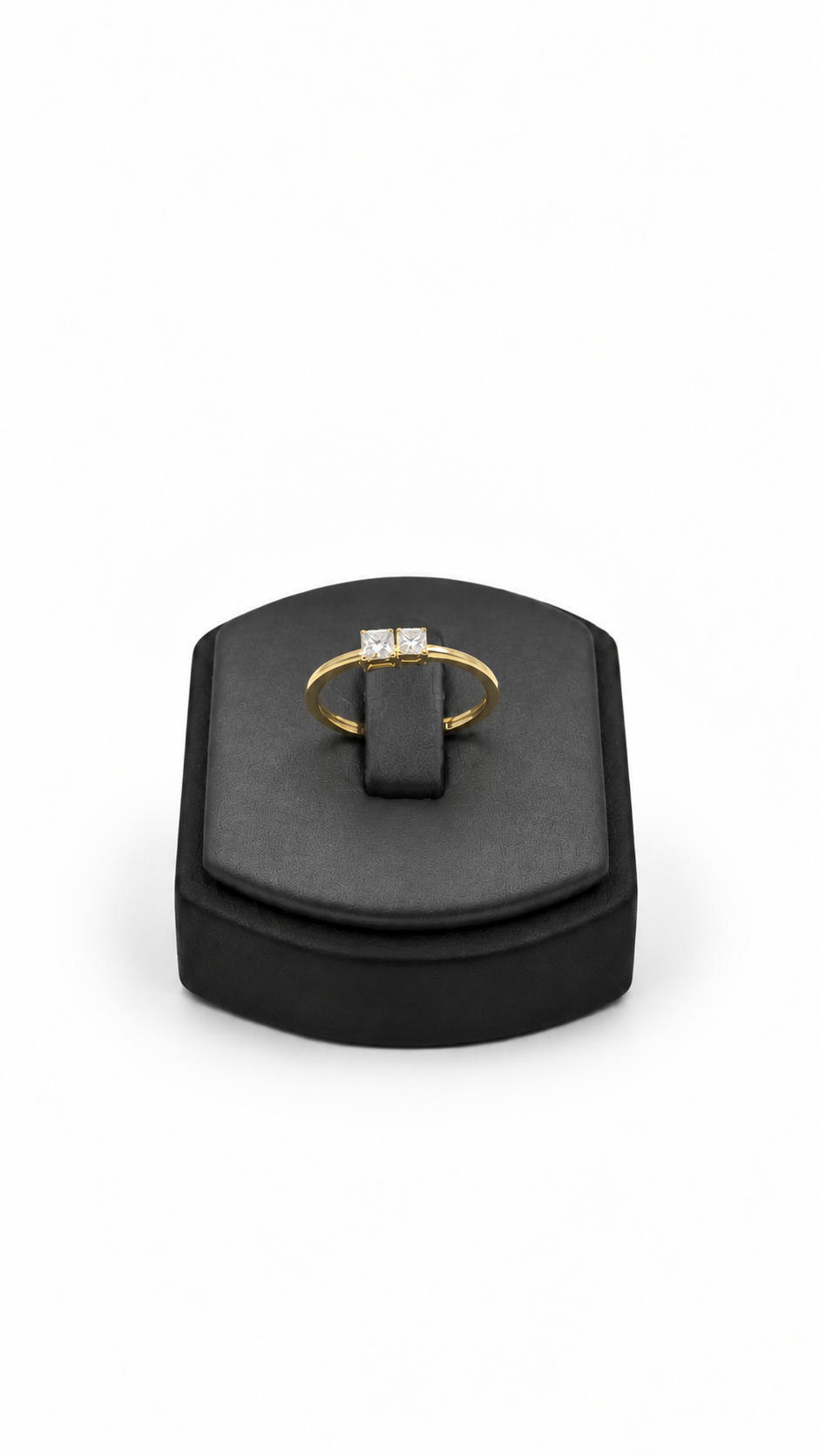 14K+LAB DIAMOND RING